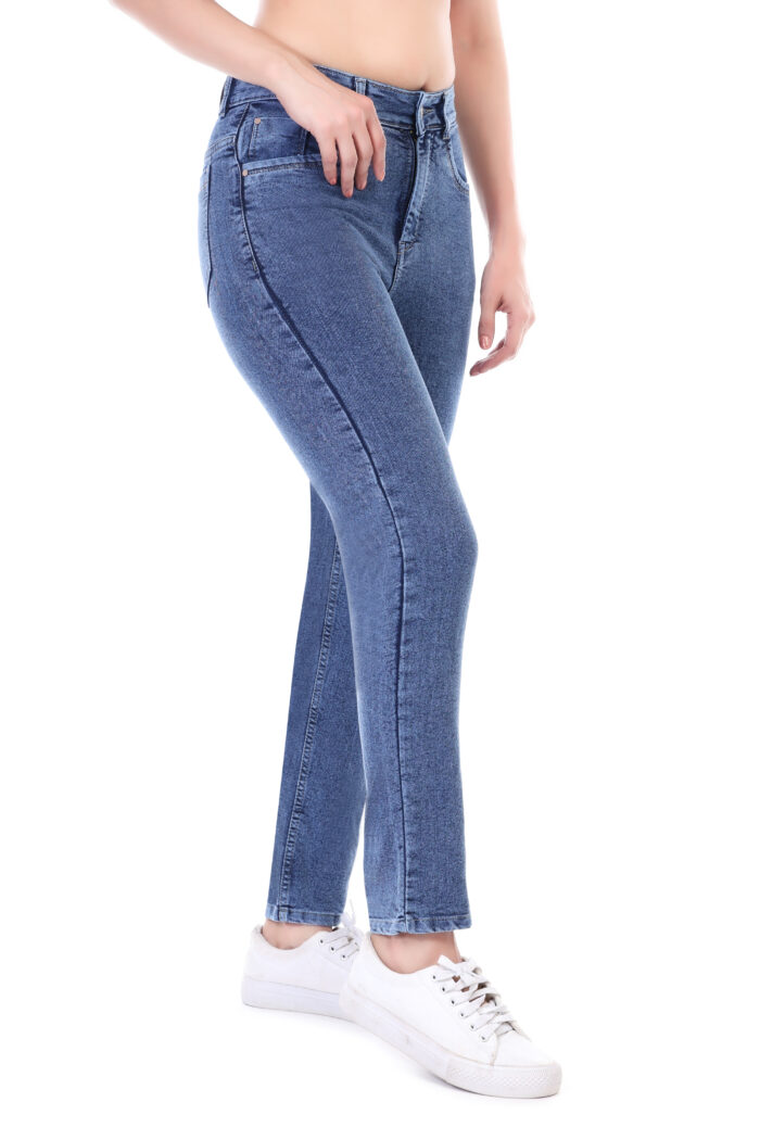 Women Mom Fit High Rise Bata Blue Jeans - Image 5